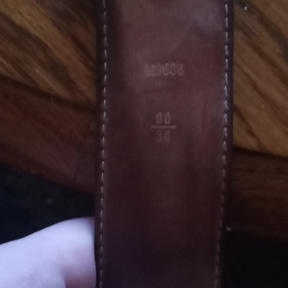 Authentic louis vuitton belt - Picture 3 of 3